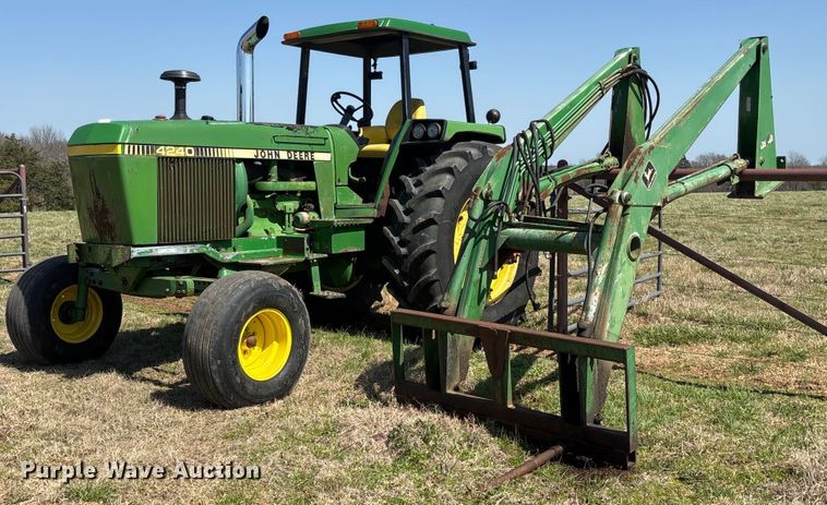 1979 John Deere 4240 tractor - OB9482