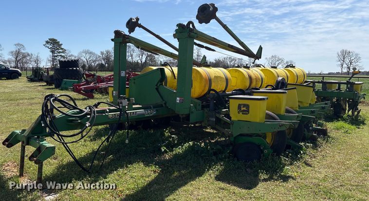 John Deere 1770 planter - OB9483