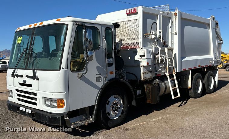 2005 Sterling  Condor refuse truck - DH8641