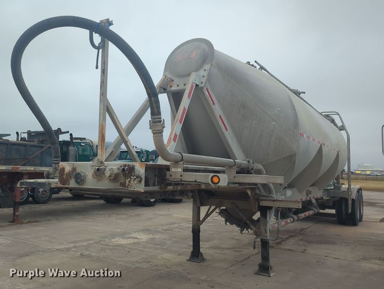 2000 Fruehauf HAB-HT2-J1000X3 pneumatic dry bulk trailer - DT6560