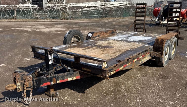 2017 Novae Corp Sure Trac equipment trailer - DH9889
