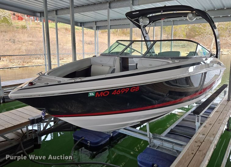 2014 Regal 2300 Fastrac boat - DP6229