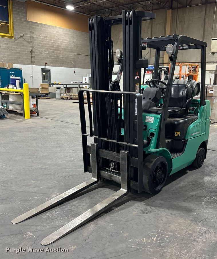 Mitsubishi FGC25N forklift - DW5108