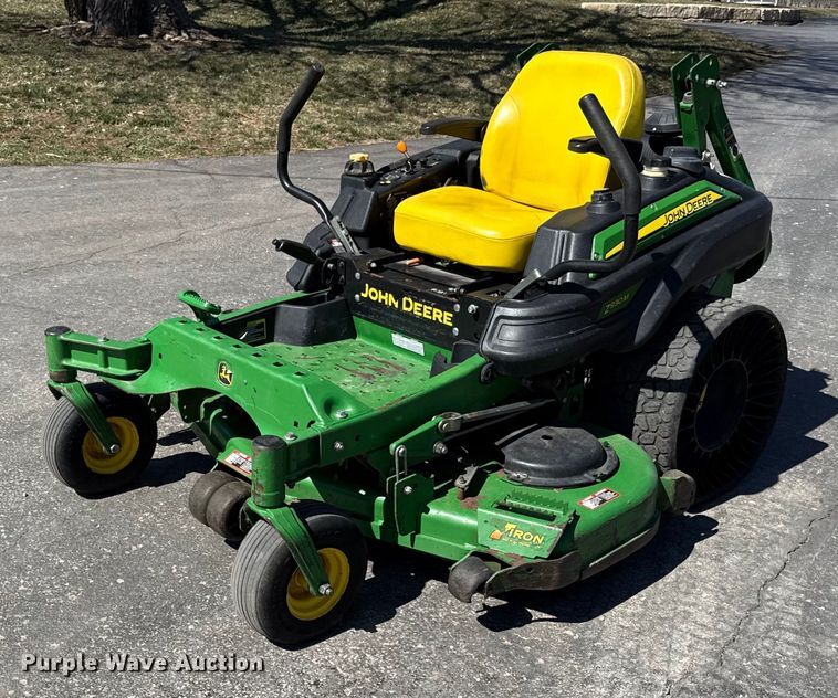 2013 John Deere Z930M ZTR lawn mower - ED4085