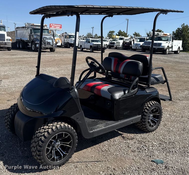 E-Z-Go golf cart - EG2635