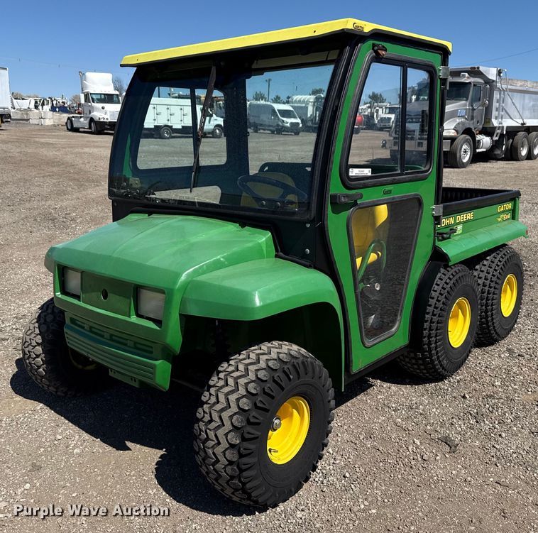 2002 John Deere Gator utility vehicle - EG5669
