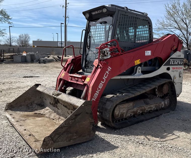 2019 Takeuchi TL12V-2 tracked skid steer loader - DM5629