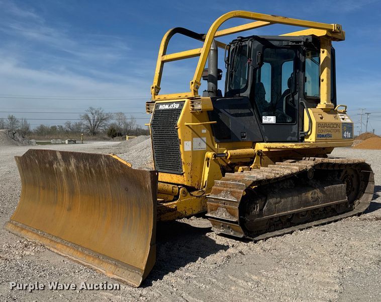 2007 Komatsu D41E-6 dozer - DM5660