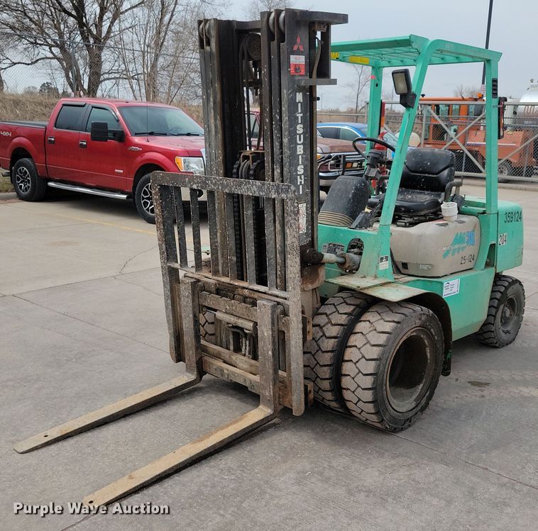 Mitsubishi FG30 forklift - DN3718