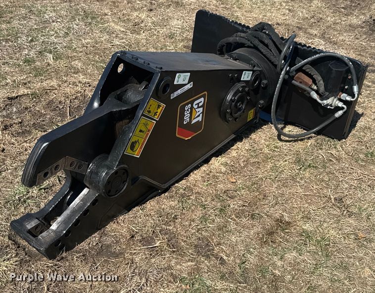 2008 Caterpillar S305 skid steer scrap shear - DO0661