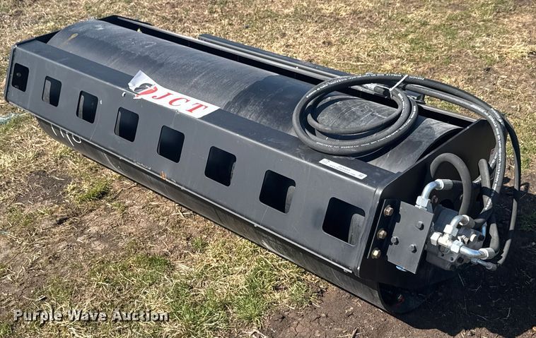 JCT Attachments skid steer roller - DO0685
