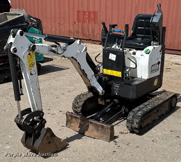 2020 Bobcat E10 mini excavator - DO0704