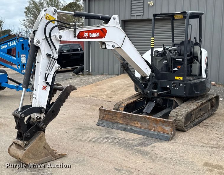2022 Bobcat E42 mini excavator - DO0710