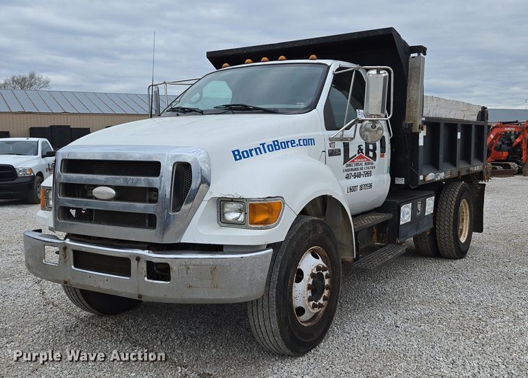 2005 Ford F750 Super Duty dump truck - DP6261