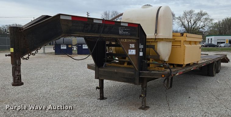 2010 Elite Trailer Dovetail-30 equipment trailer - DP6264