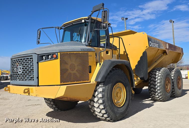 2013 John Deere 410E articulated haul truck - DT6759