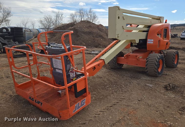 2006 JLG 450A Series II boom lift - DT7061