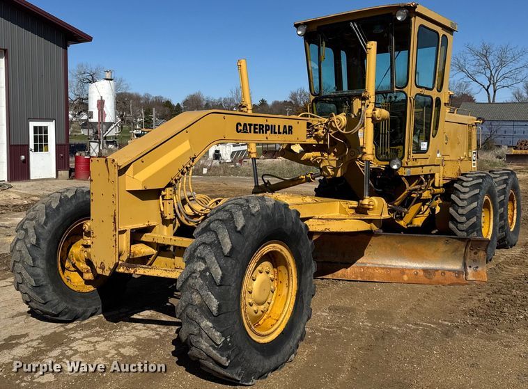 1974 Caterpillar 12G motor grader - DU3427