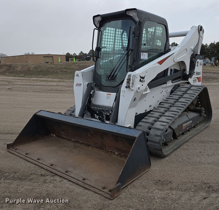 2022 Bobcat T870 tracked skid steer loader - DW3228