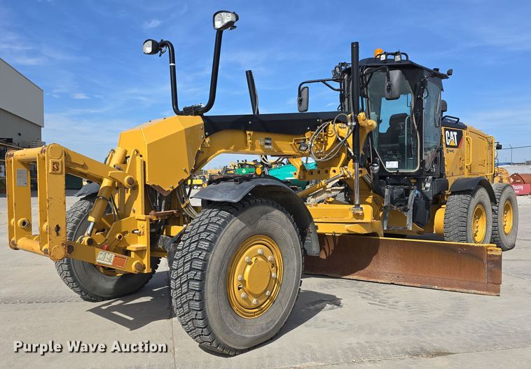 2018 Caterpillar 12M3 AWD motor grader - DW3231