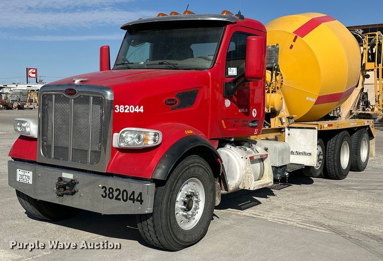 2016 Peterbilt 365 ready mix truck - DW5066
