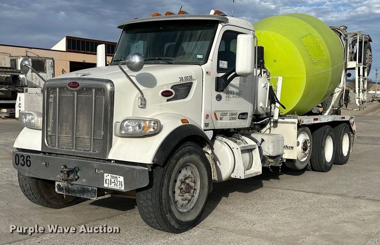 2017 Peterbilt 567 ready mix truck - DW5082