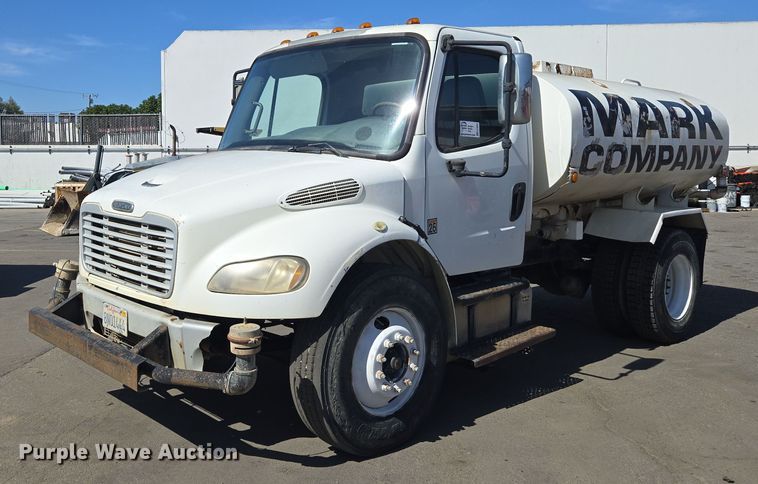 2007 Freightliner Business Class M2 water truck - EC0883