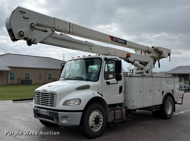 2014 Freightliner M2 bucket truck - ED5570