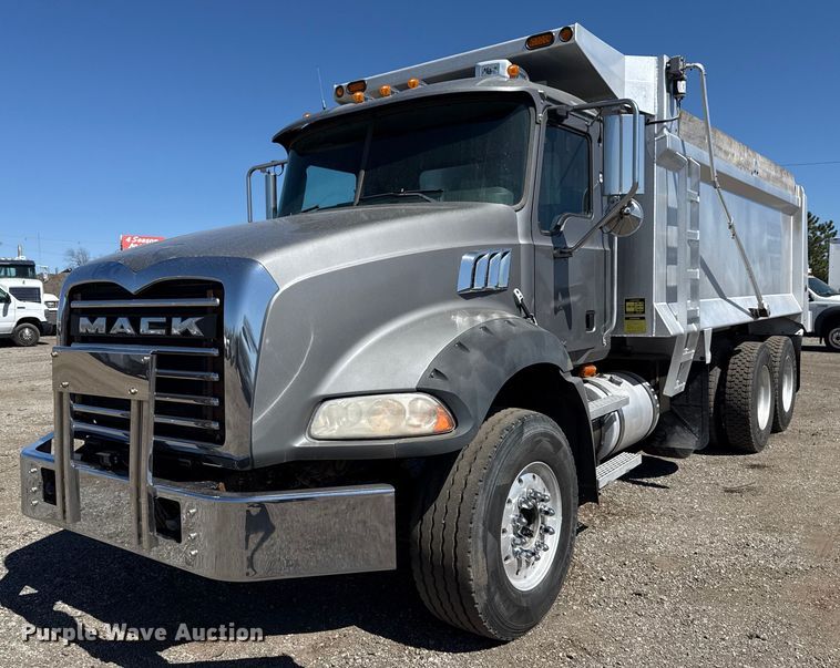 2007 Mack CTP dump truck - EG5670
