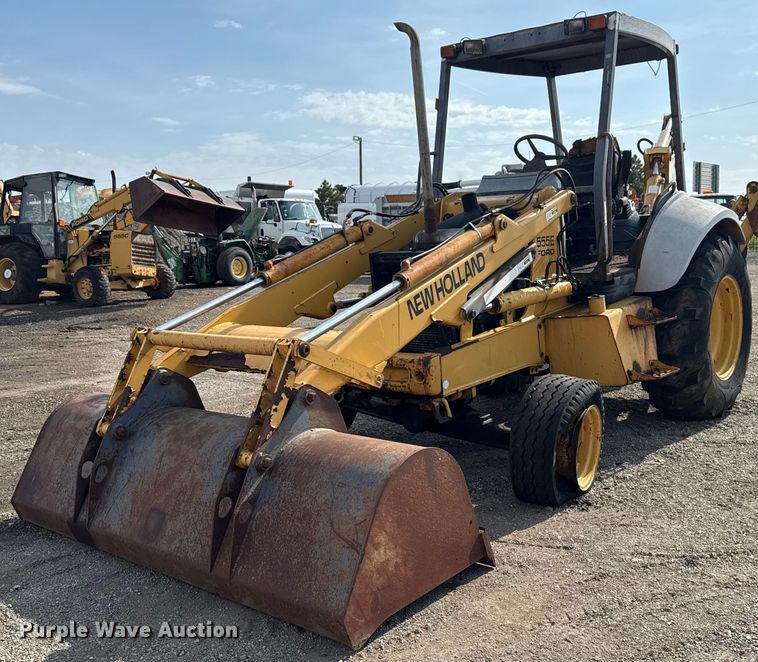 1996 New Holland 555E backhoe - EG5697