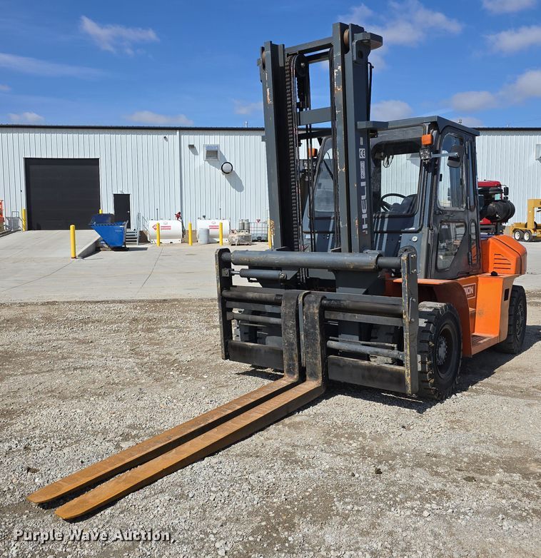2015 Heli H2000 forklift - EH8784