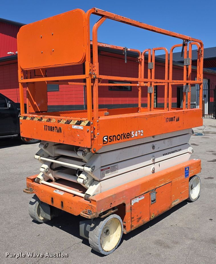2016 Snorkel S4726E scissor lift - EH8842