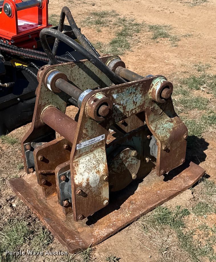 Kent KHP 65 excavator plate compactor - EJ3542