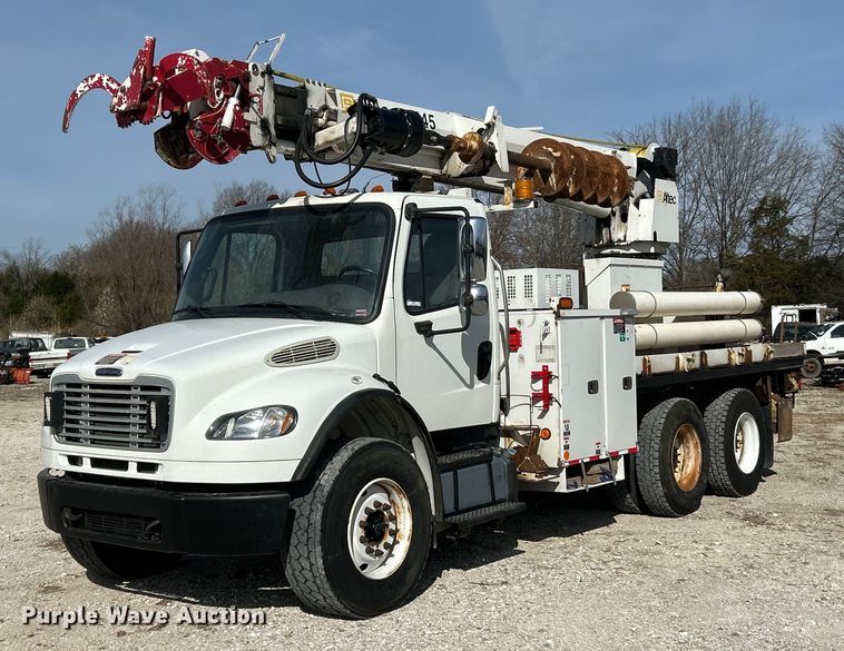 2013 Freightliner M2 digger derrick truck - EK2750