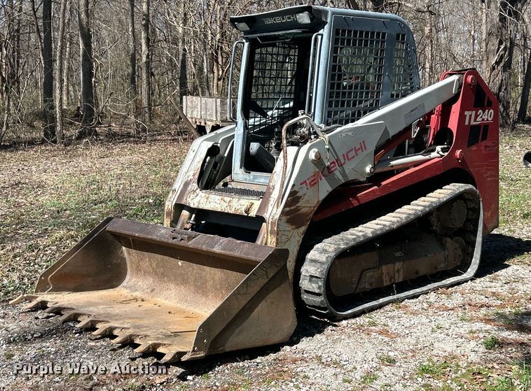 2008 Takeuchi TL240 tracked skid steer loader - EK2772