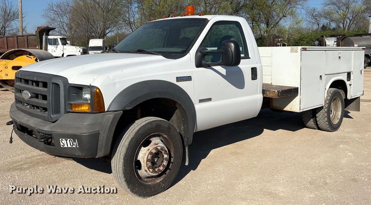 2005 Ford F550 SuperDuty utility / service truck - OB9571