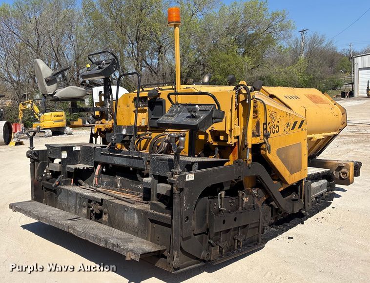 Weiler P385 paver - OB9573