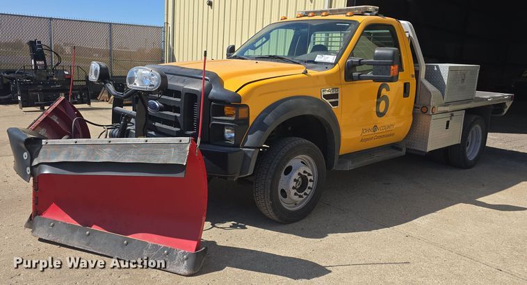 2010 Ford F450 Super Duty XL flatbed truck - DO7840