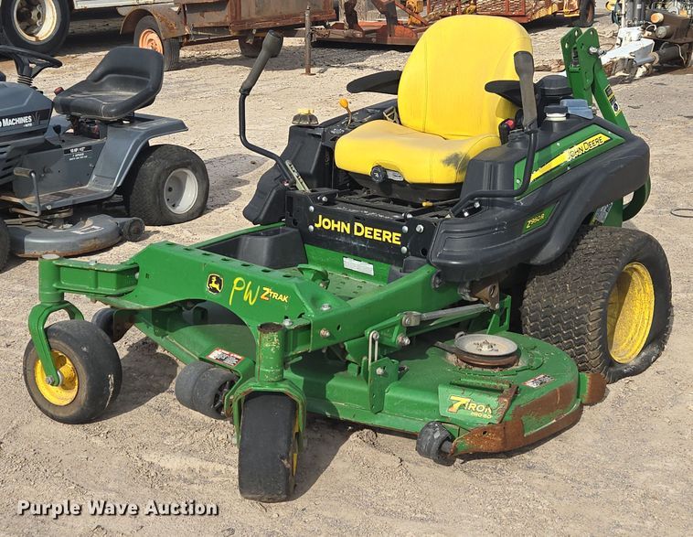 2013 John Deere Z950R ZTR lawn mower - DW8656