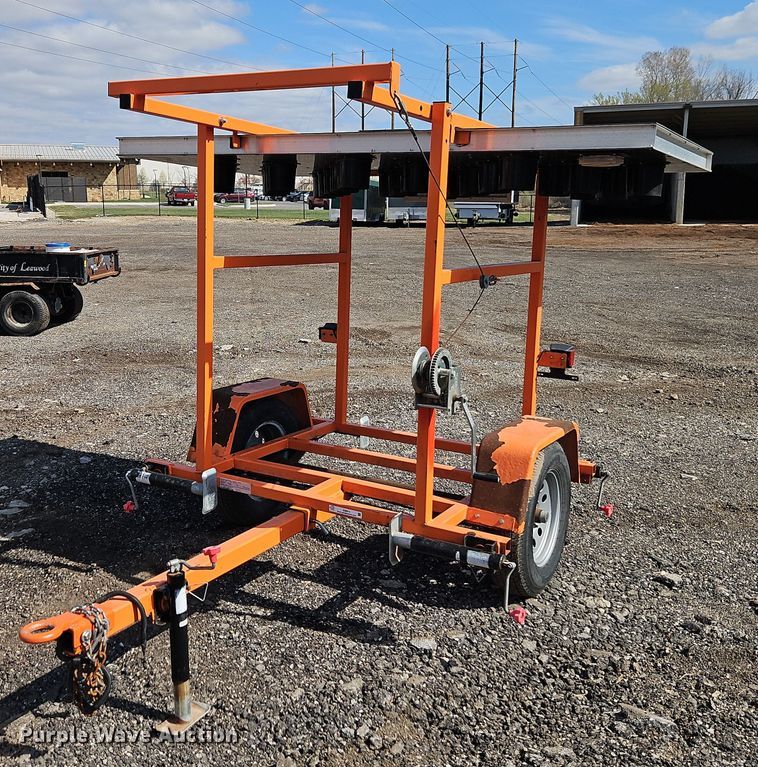 K&K Systems arrow board trailer - EI8914