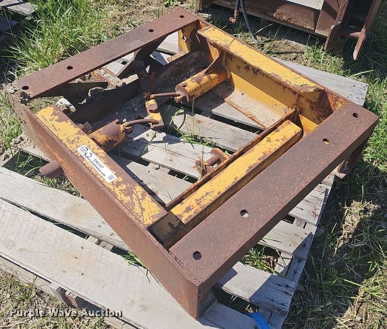 (3) motor grader brackets - EK5127