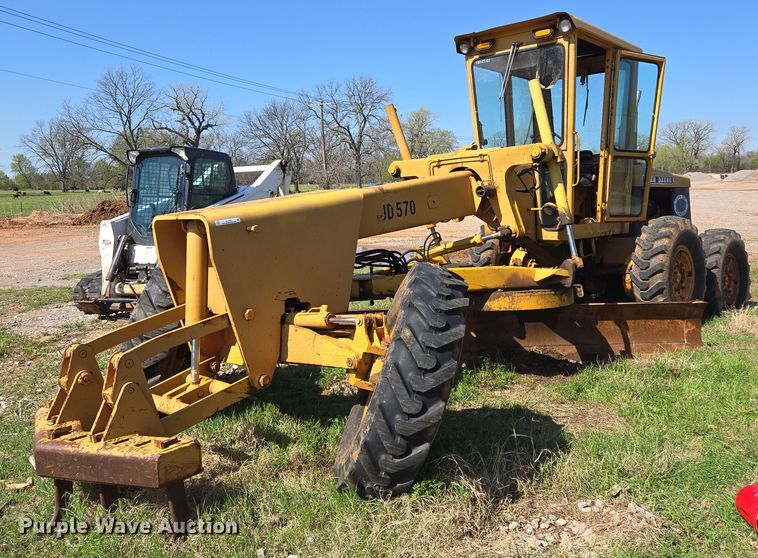 John Deere 570 motor grader - EL1989