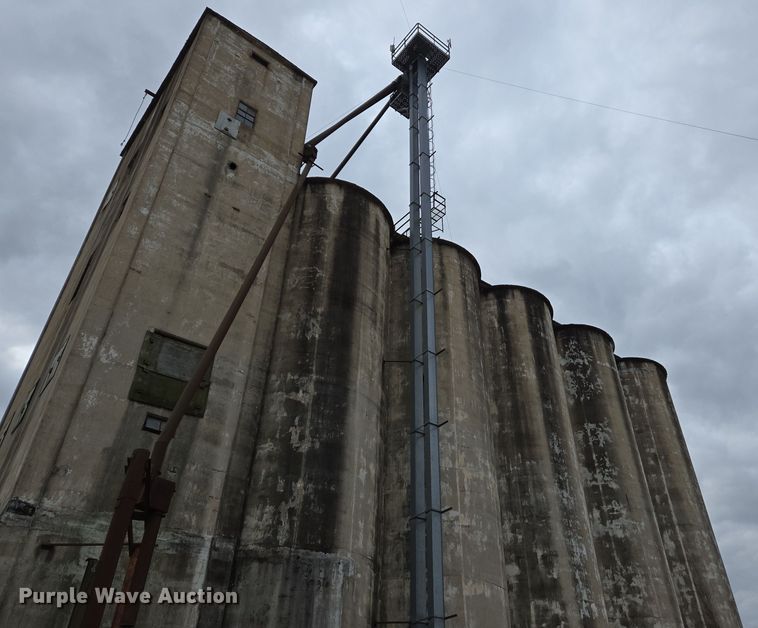GSI Grain leg bucket elevator - DS5366