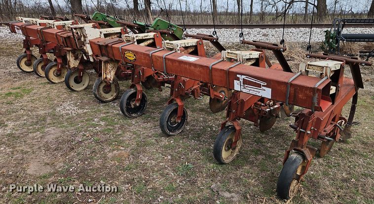 Tebben Manufacturing field cultivator - DT7699