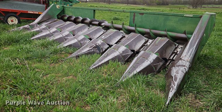 John Deere 843 corn head - DT7717