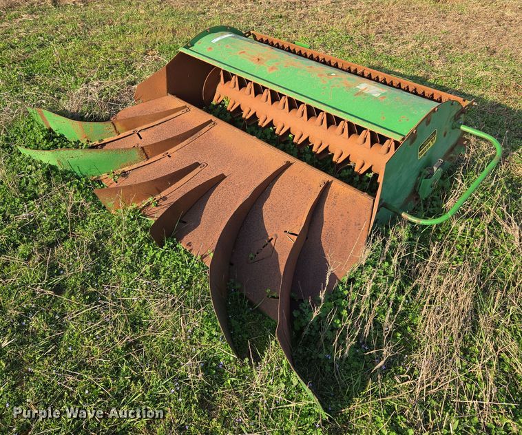 John Deere straw chopper - EJ8385
