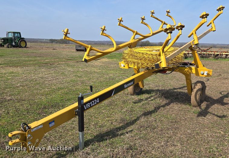2023 Vermeer VR1224 hay rake - EJ8416