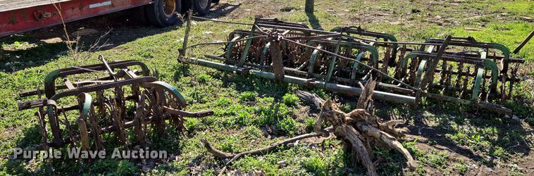 John Deere rotary hoe - EN8810