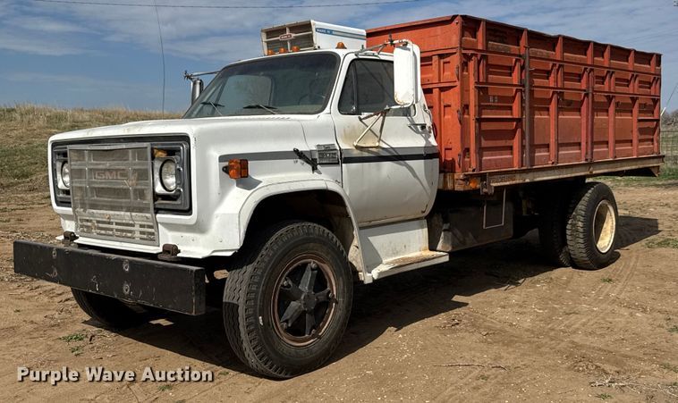 1977 GMC 6500 Grain truck - EQ1257