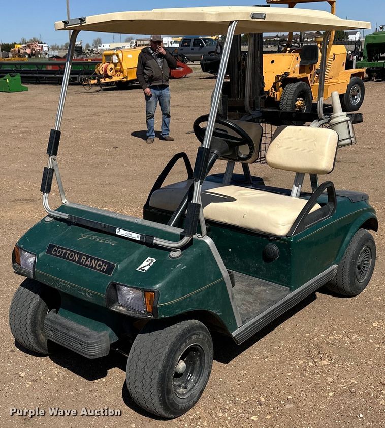 1999 Club Car DS golf cart - EQ4569